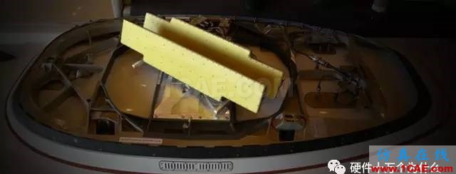 飞机上到底能不能用手机?HFSS仿真分析图片2
